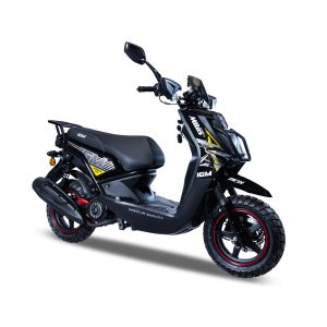 Scooter IGM Snake de Otom Racing, diseñada para movilidad urbana, con motor de 150cc.