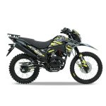 Motocicleta Shineray SE-XTREME 200, diseñada para terrenos difíciles y aventuras todoterreno.